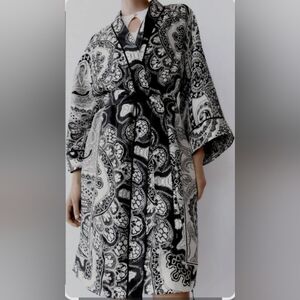 Zara Black and White Paisley Kimono